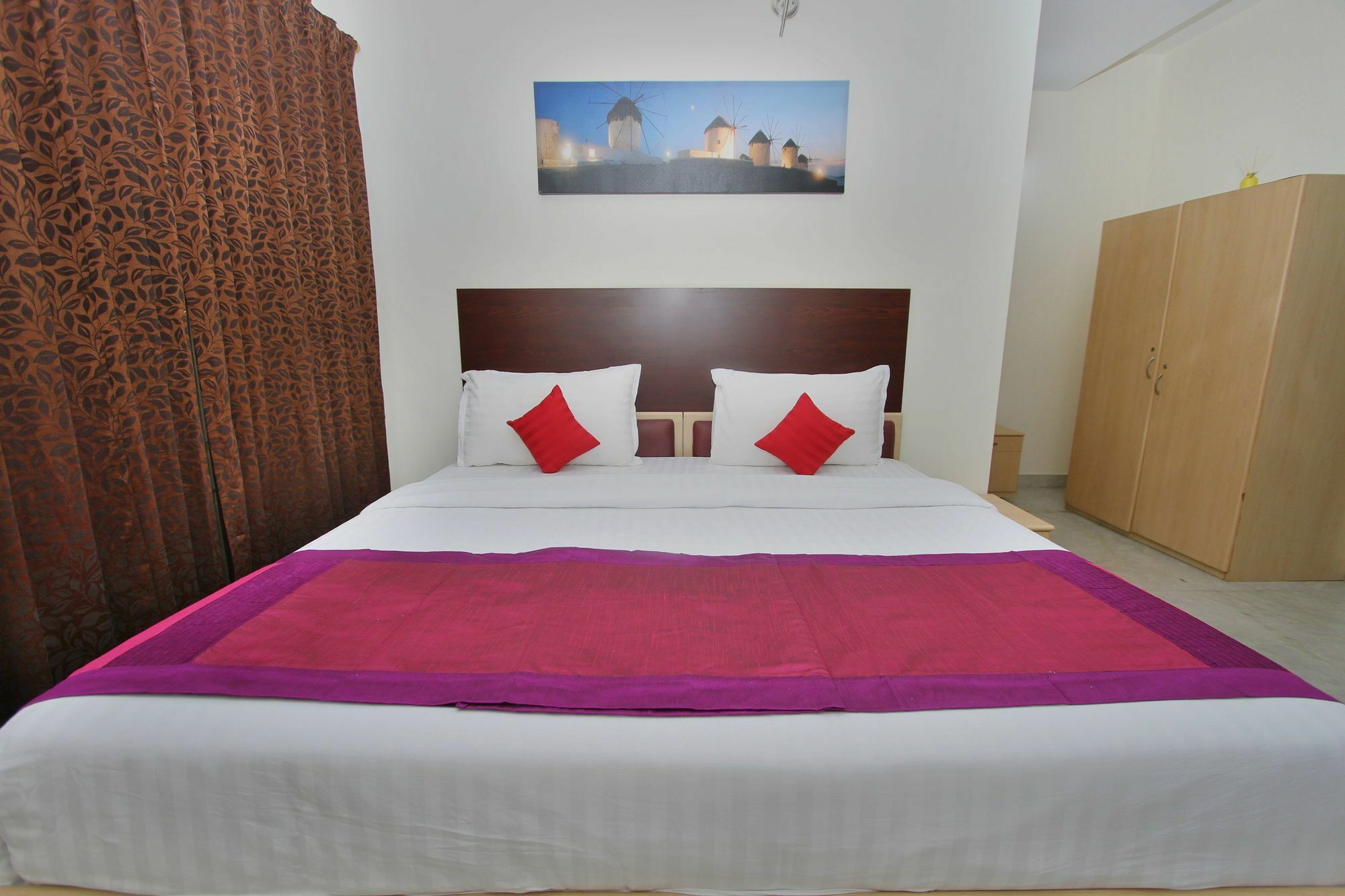 העיר בנגלור Capital O 5379 The Roy Grand Inns מראה חיצוני תמונה