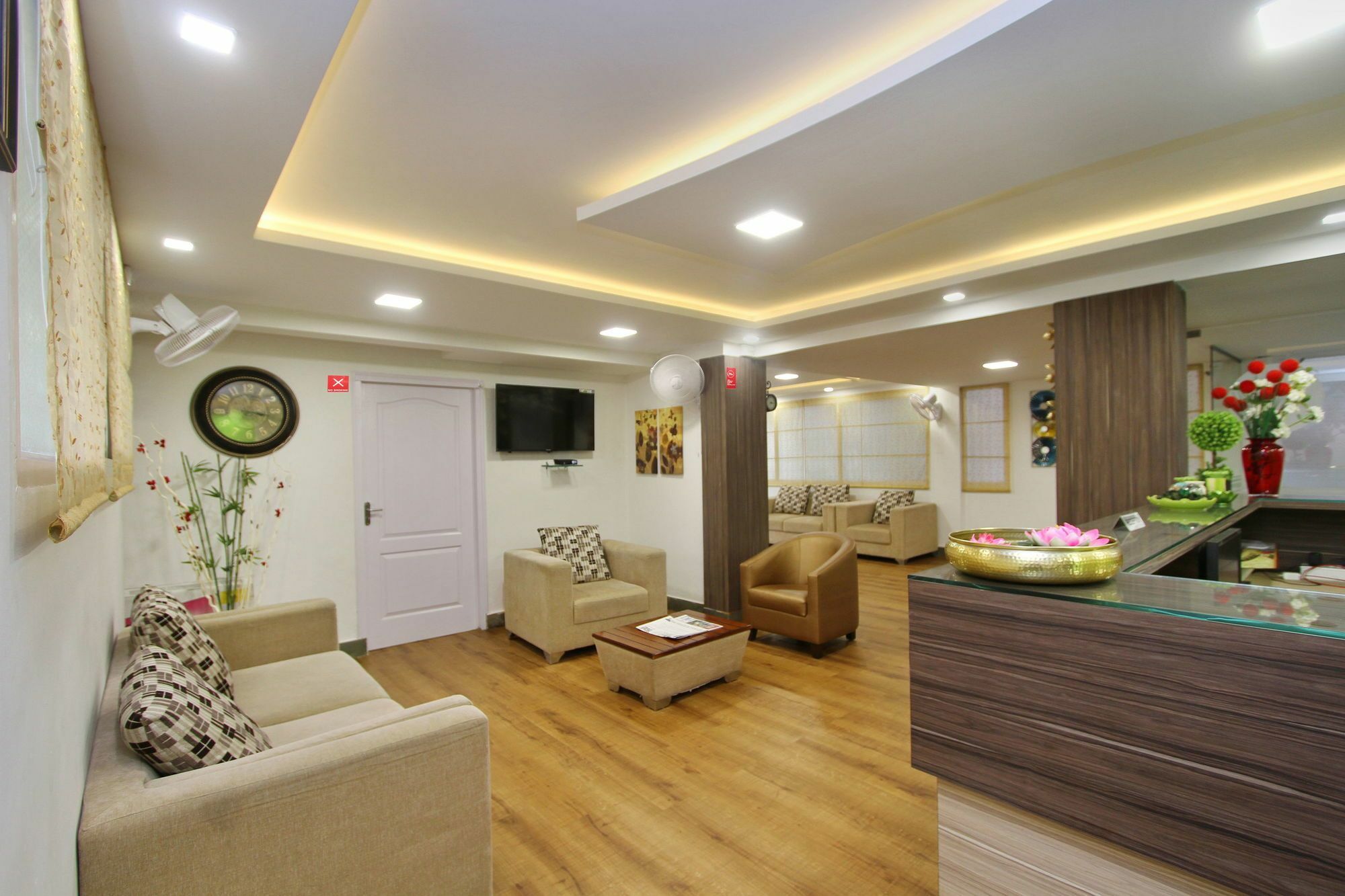 העיר בנגלור Capital O 5379 The Roy Grand Inns מראה חיצוני תמונה