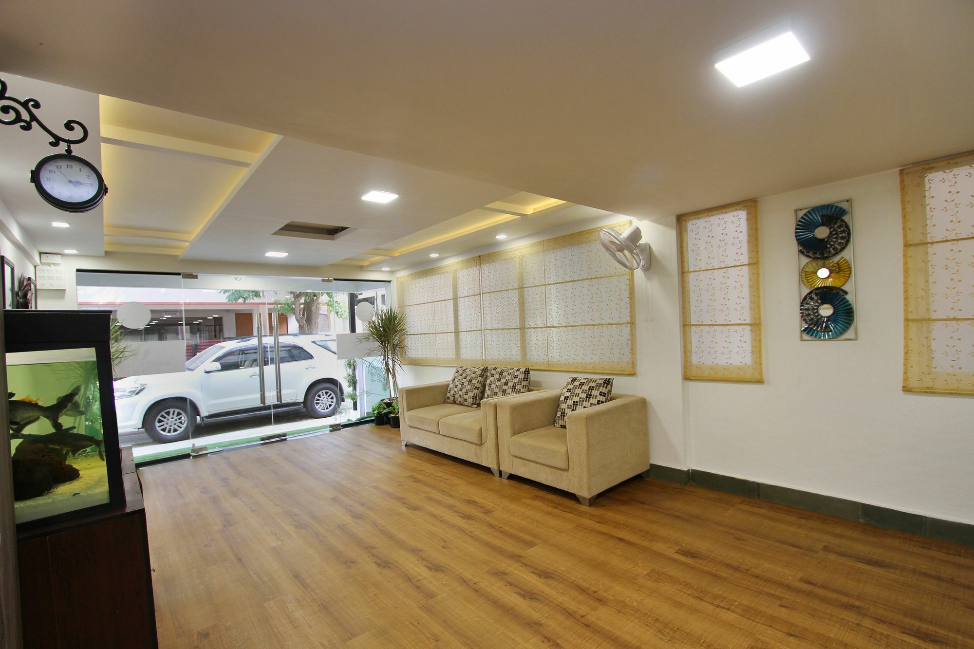 העיר בנגלור Capital O 5379 The Roy Grand Inns מראה חיצוני תמונה