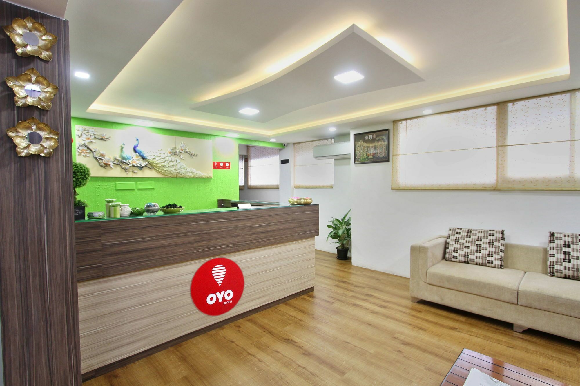העיר בנגלור Capital O 5379 The Roy Grand Inns מראה חיצוני תמונה